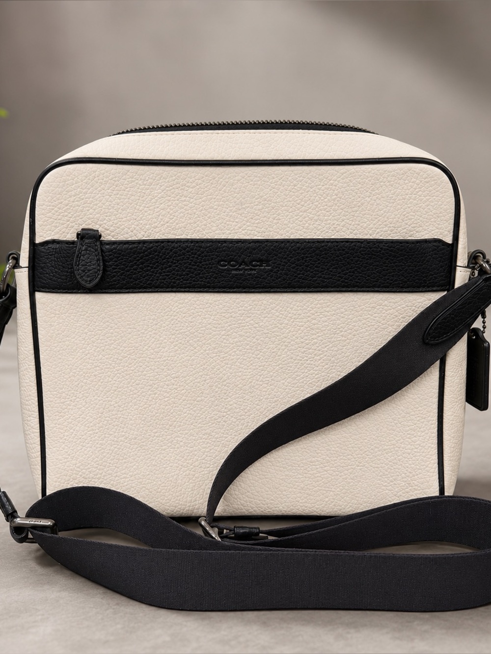 Coach “Charles” Camera Bag Crossbody Purse Black White EUC